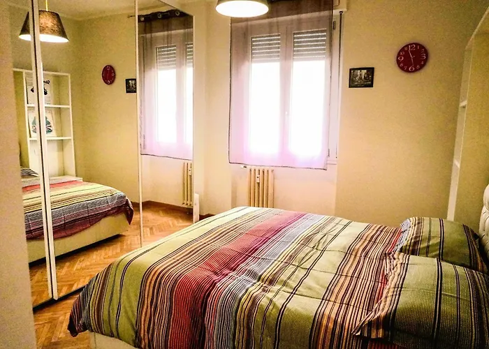 Sunny\'S House